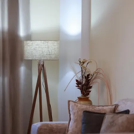 Apartament Golden Horizon *